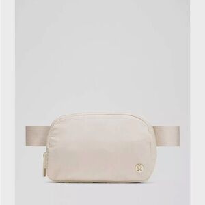 Lululemon off white Everywhere Belt Bag